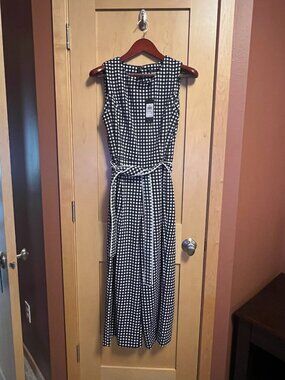 NWT! Tommy Hilfiger Navy Blue and White Gingham Pant Suit: Size 10